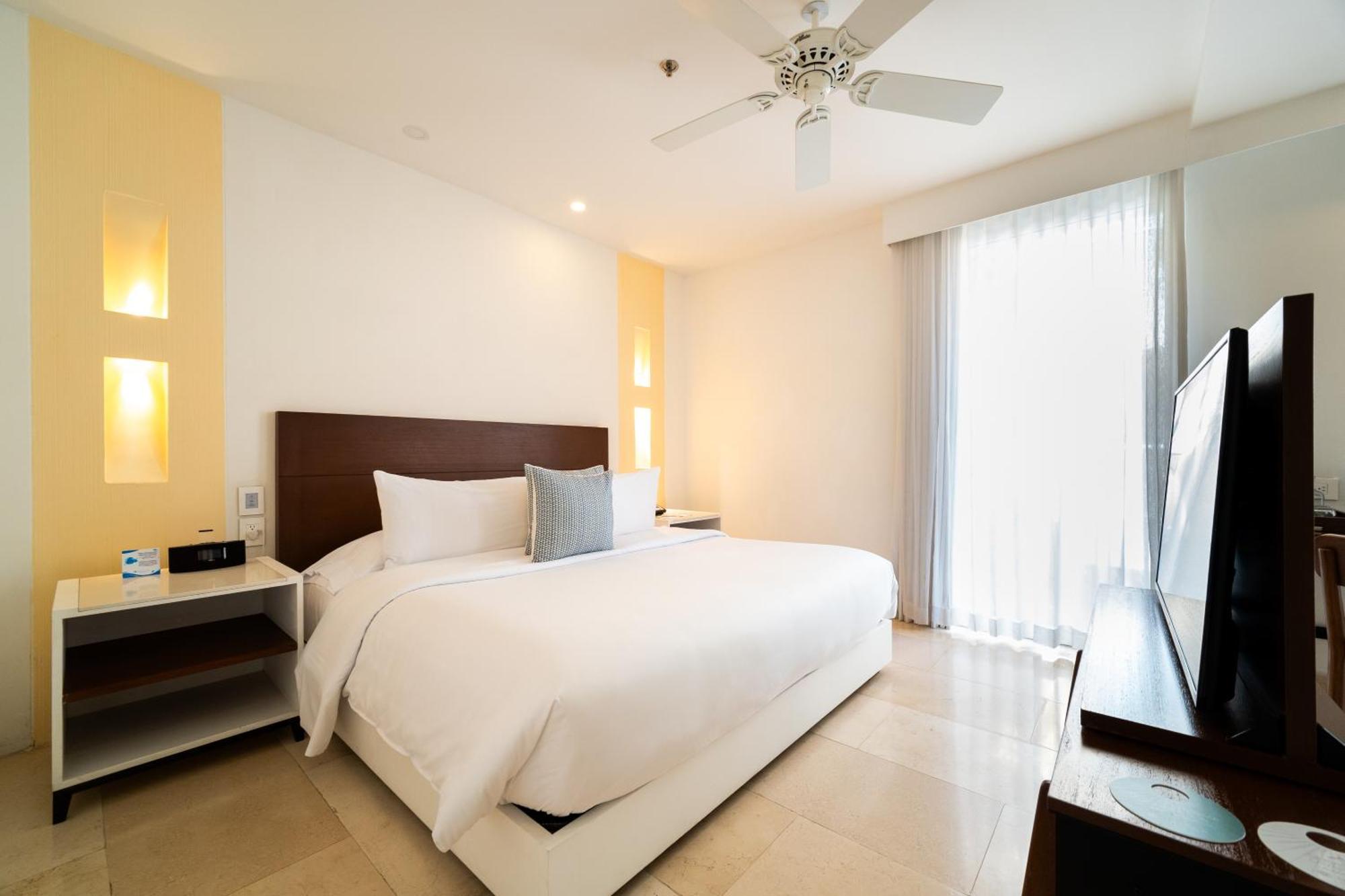 Nacar Hotel Cartagena, Curio Collection By Hilton Exterior photo