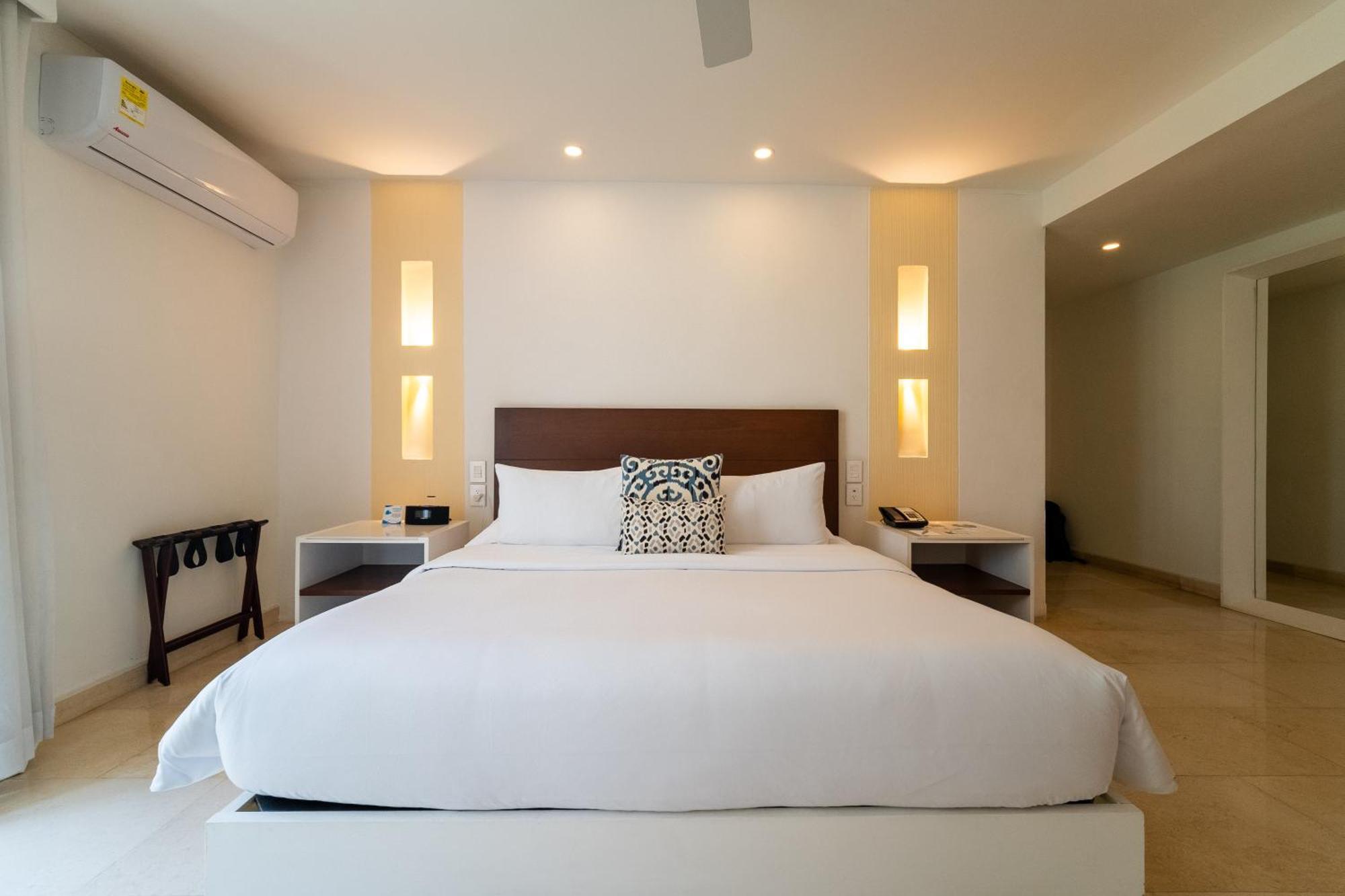 Nacar Hotel Cartagena, Curio Collection By Hilton Exterior photo