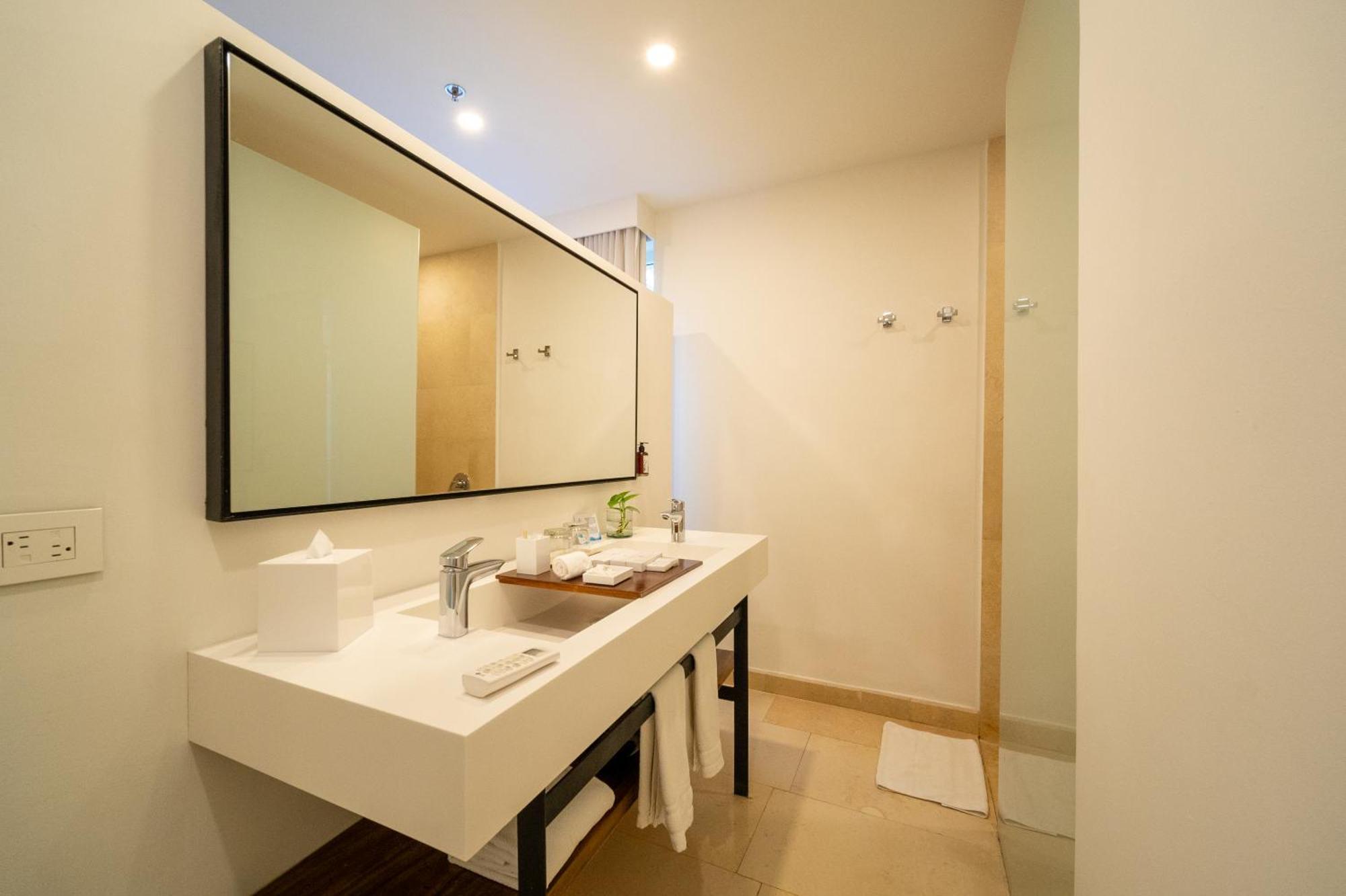 Nacar Hotel Cartagena, Curio Collection By Hilton Exterior photo